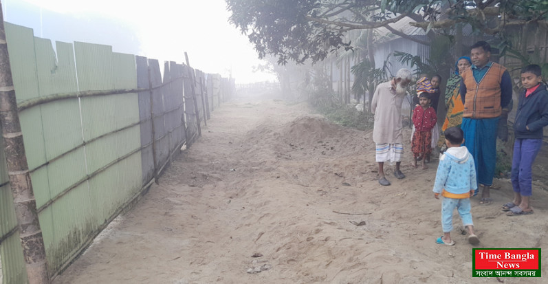 পঞ্চগড়ের তেঁতুলিয়ায় জমি দখলে নেওয়ার পাঁয়তারা পঞ্চবর্ণ টি কোম্পানির বিরুদ্ধে